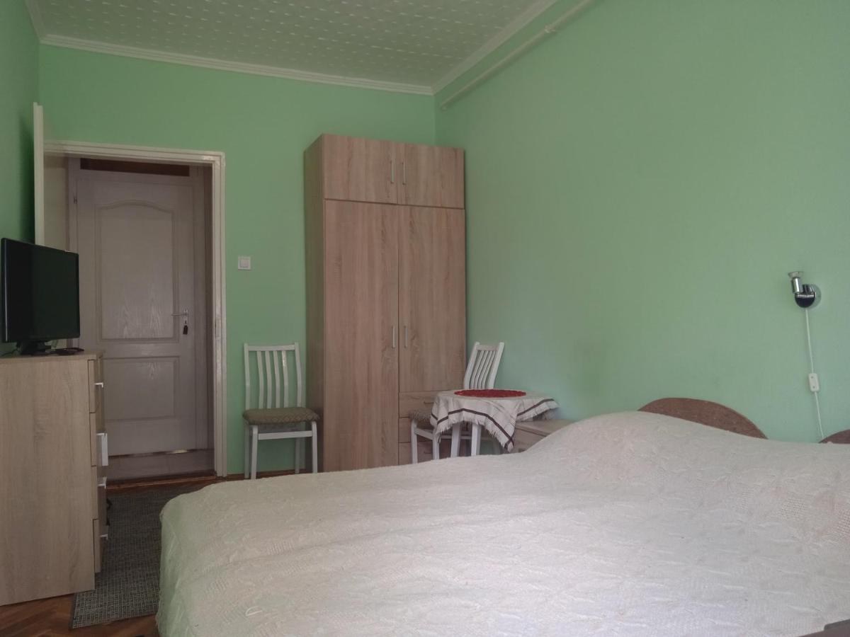 Balaton-Lak Apartmanhaz Siófok Exterior foto